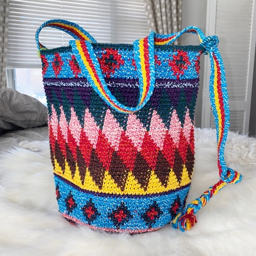 Crochet Mochila Wayuu Bag - Picture 2 of 15
